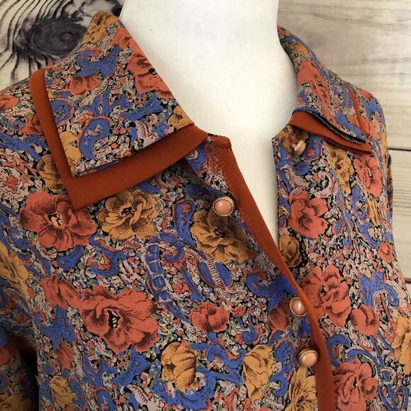Tung Tai Vintage Burnt Orange & Blue Floral Button Down Blouse Size Small-Medium - Picture 2 of 6